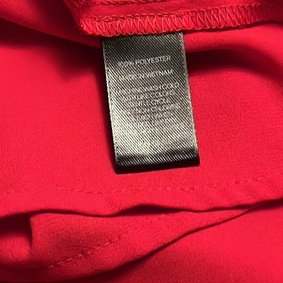 Express Sleeveless blouse, red small, ruffle cap, double spaghetti strap - Picture 7 of 7